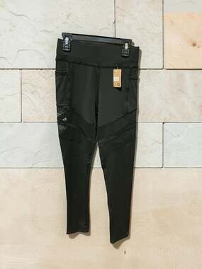 A&O International Women's Black Active Leggings with Mesh Panels and Side Pocket